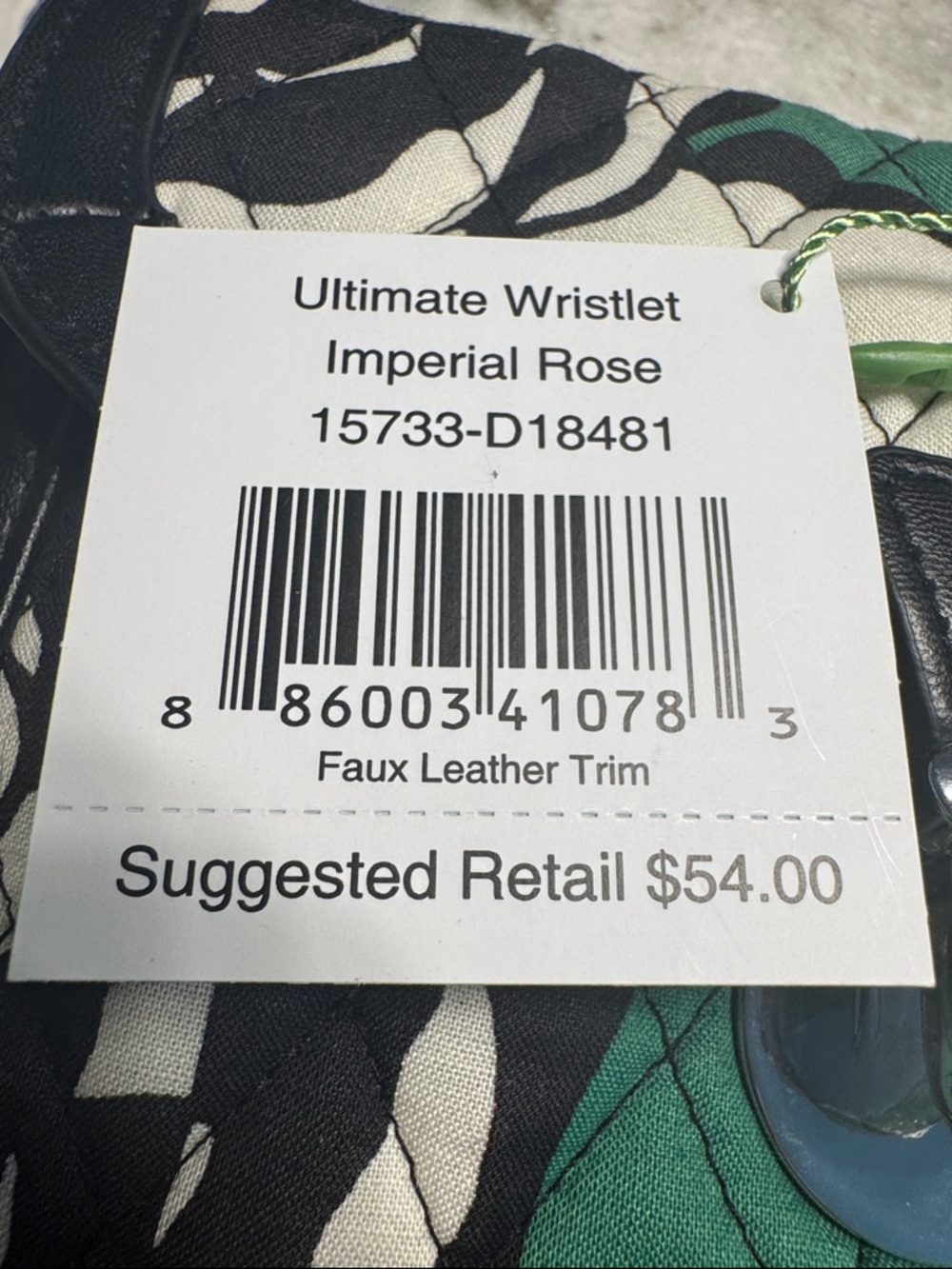 NWT Vera Bradley Green Black and White Quilted Imperial Rose Wristlet - Picture 7 of 7